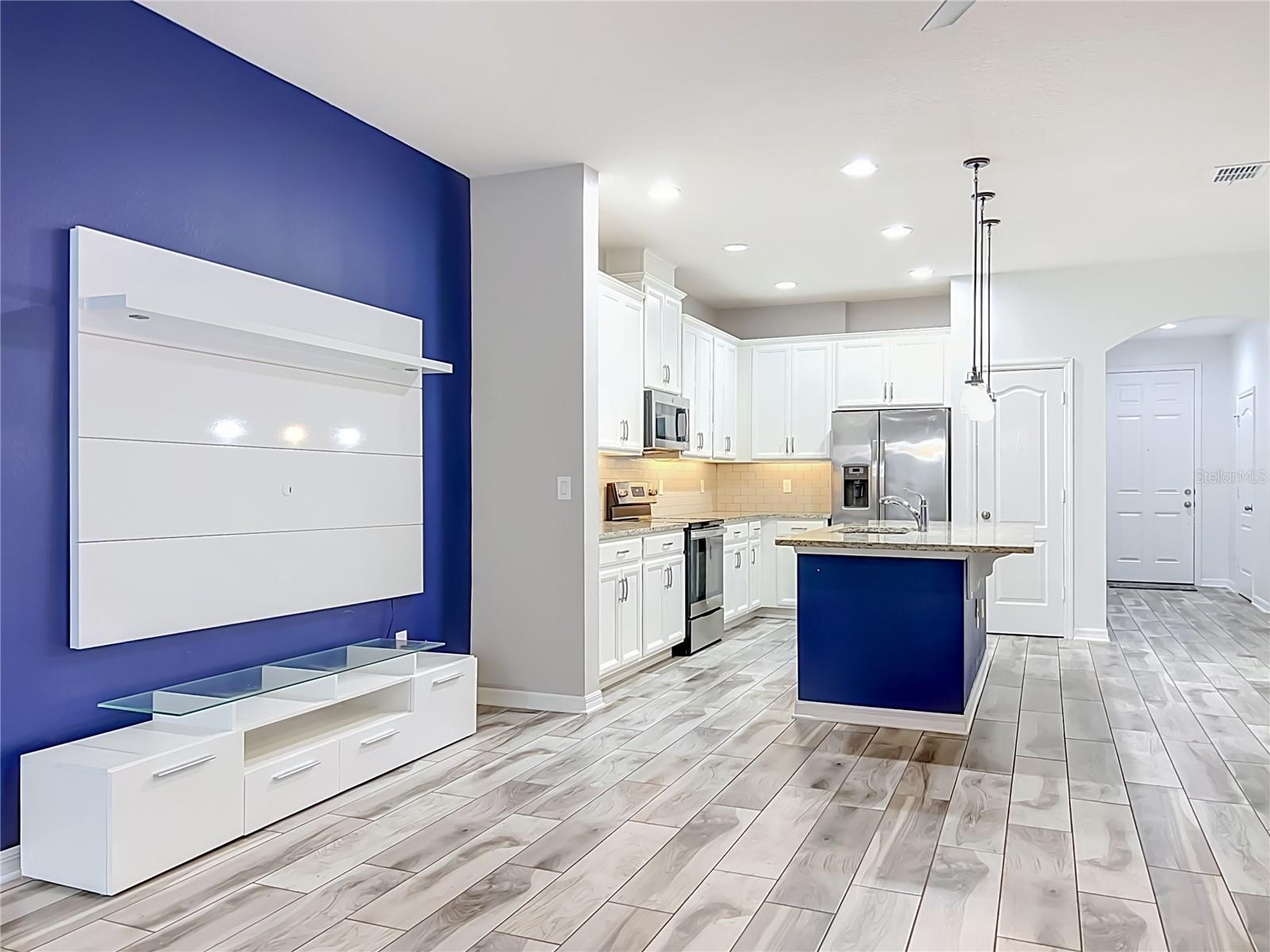12043 White Wave Pt Property Photo 23