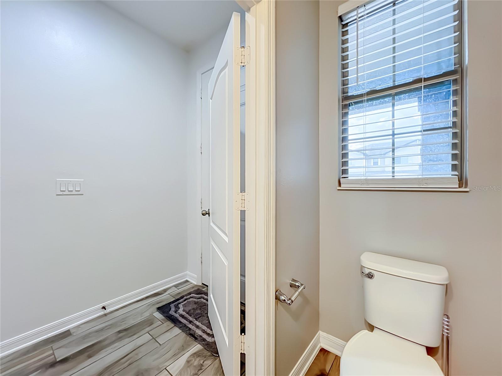 12043 White Wave Pt Property Photo 26