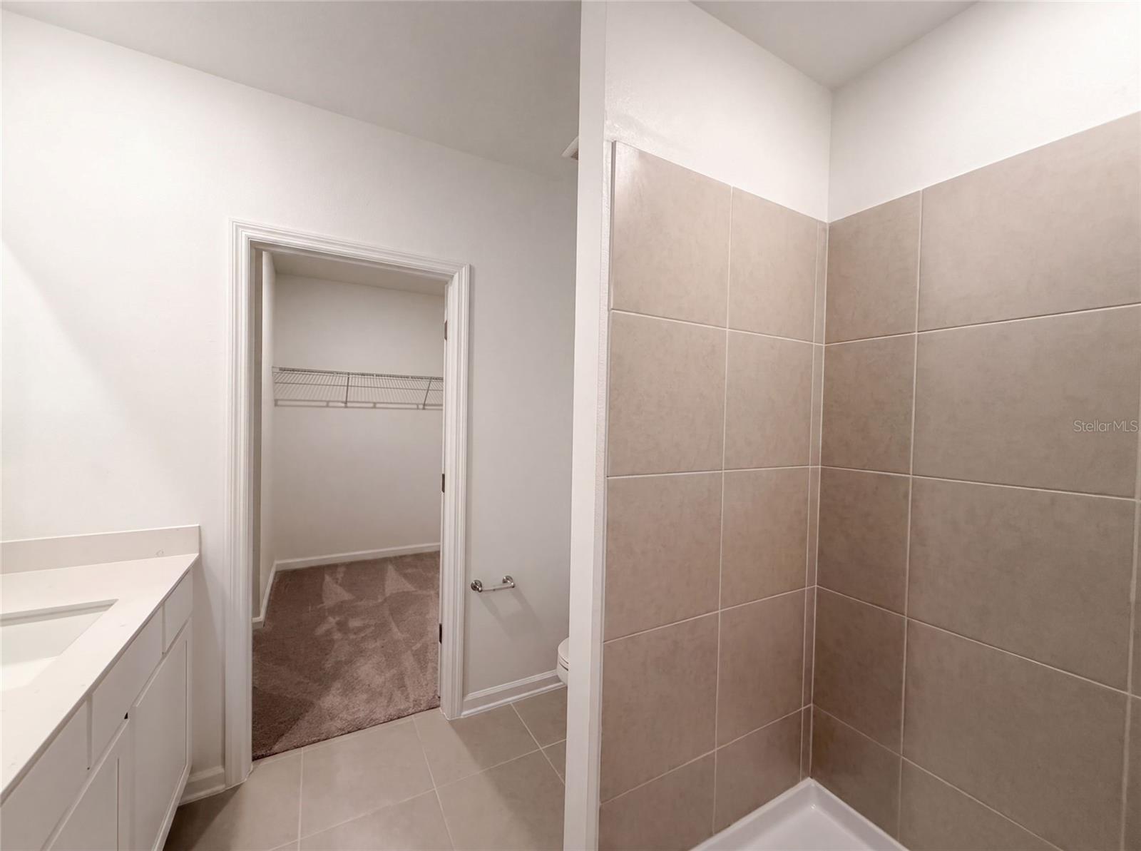 5420 Meadow Walk Dr Property Photo 10