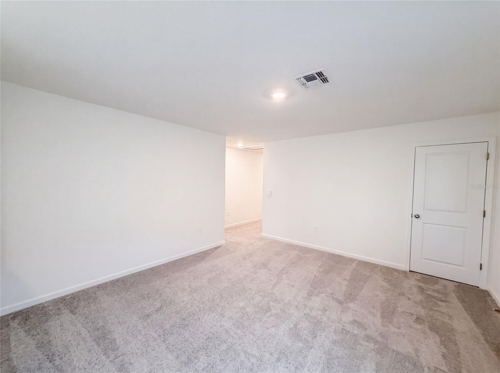 5420 Meadow Walk Dr Property Photo 12