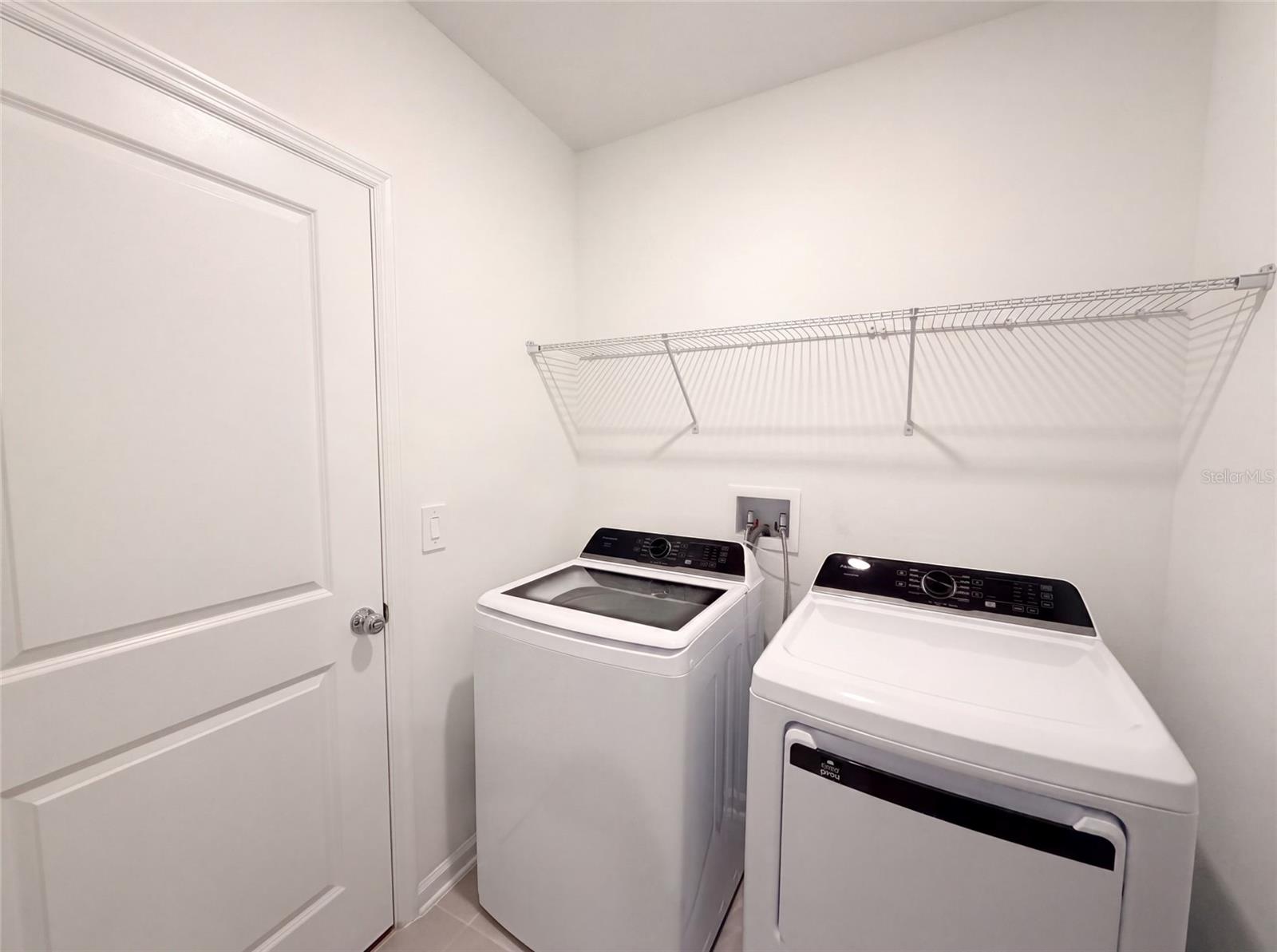 5420 Meadow Walk Dr Property Photo 18