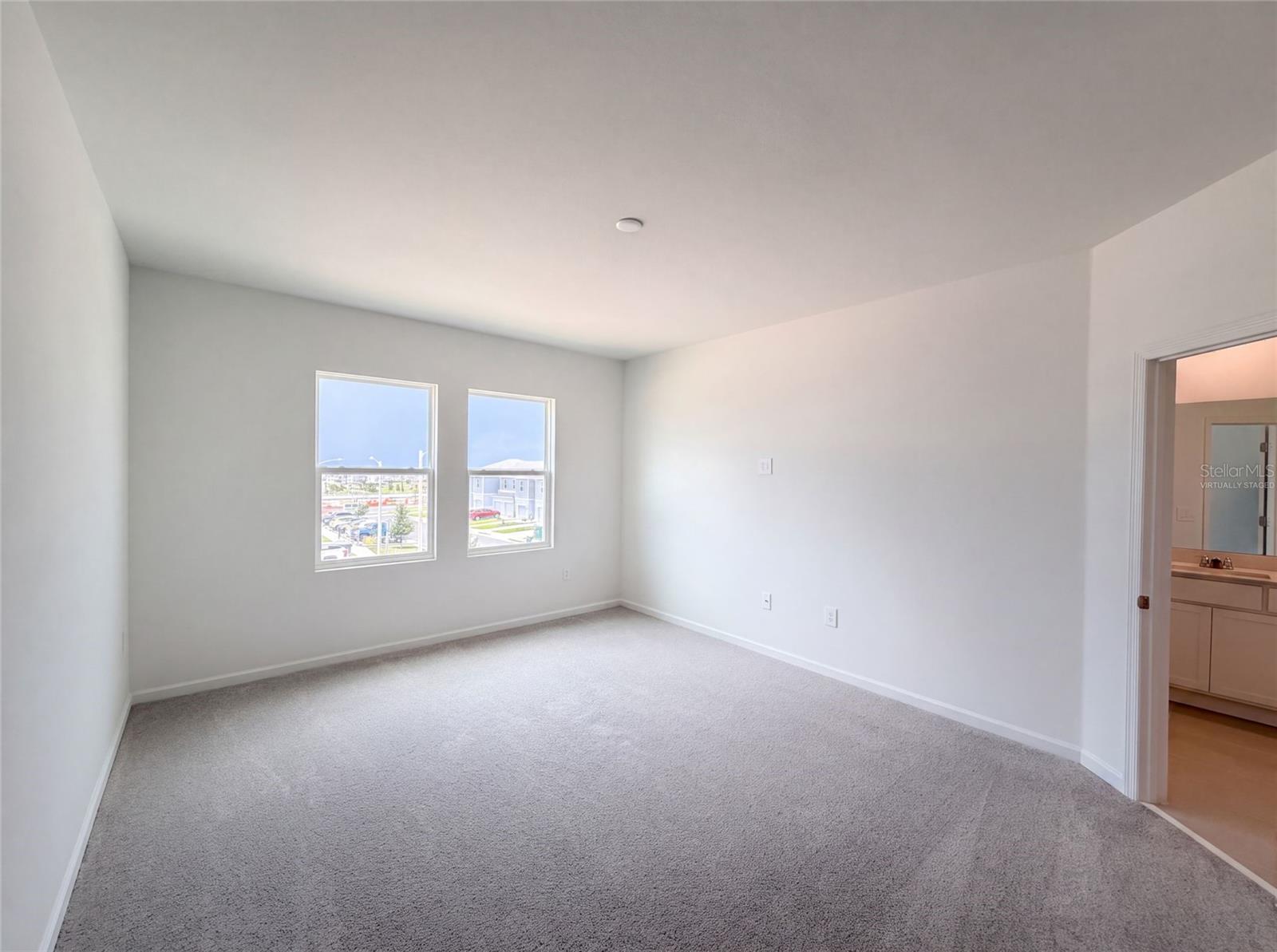 3102 Kurtz Ter Property Photo 4