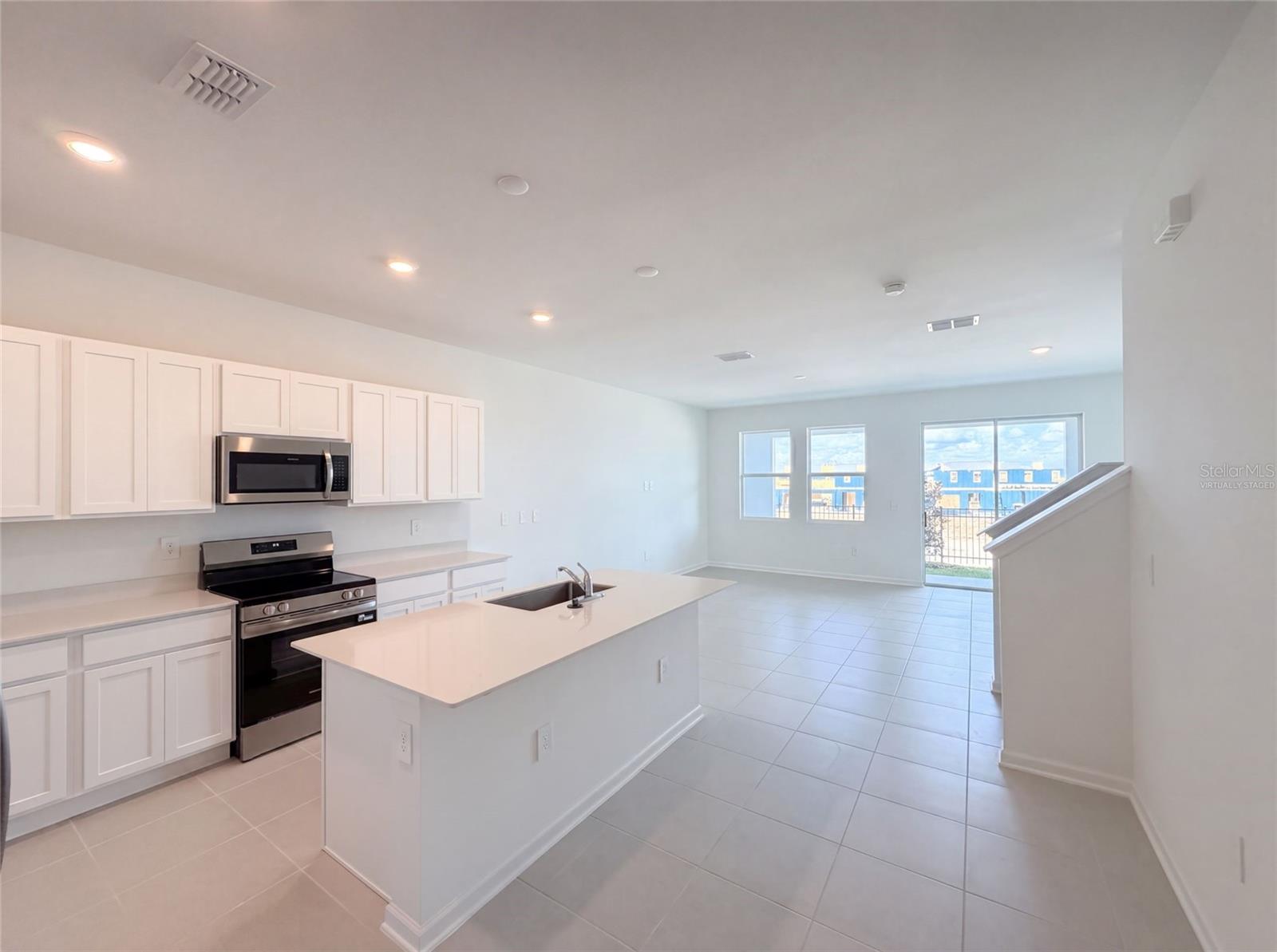 3110 Kurtz Ter Property Photo 2