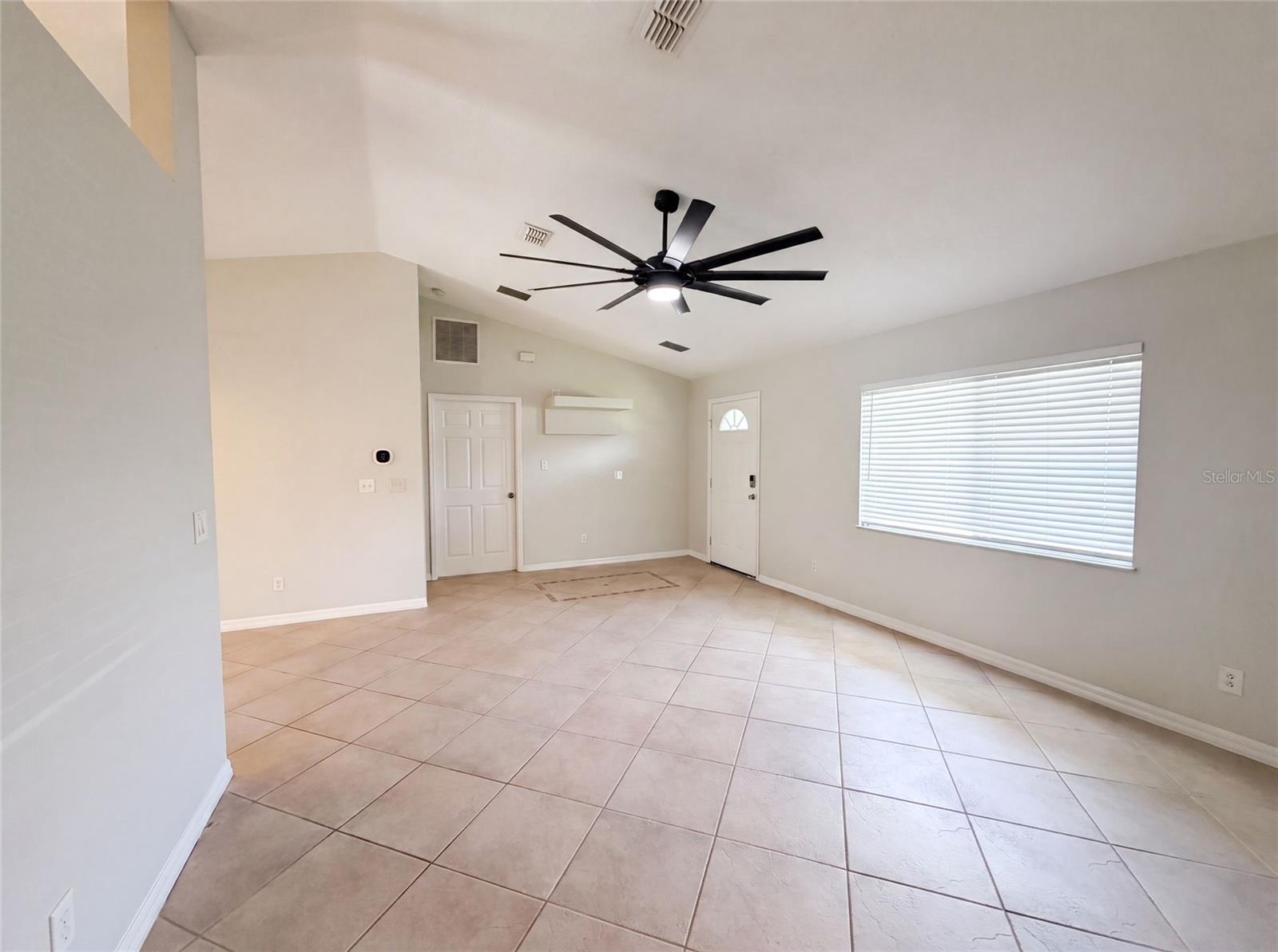 1719 Needle Palm Dr Property Photo 6