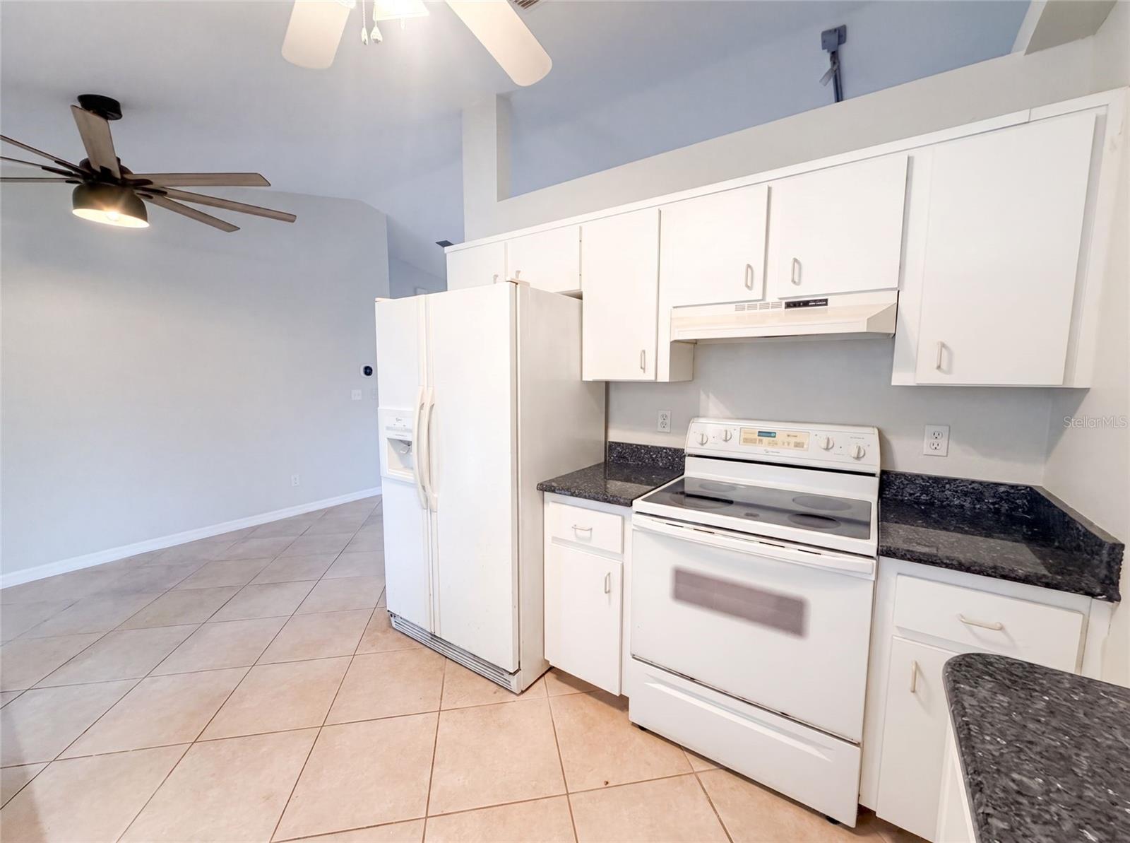 1719 Needle Palm Dr Property Photo 14