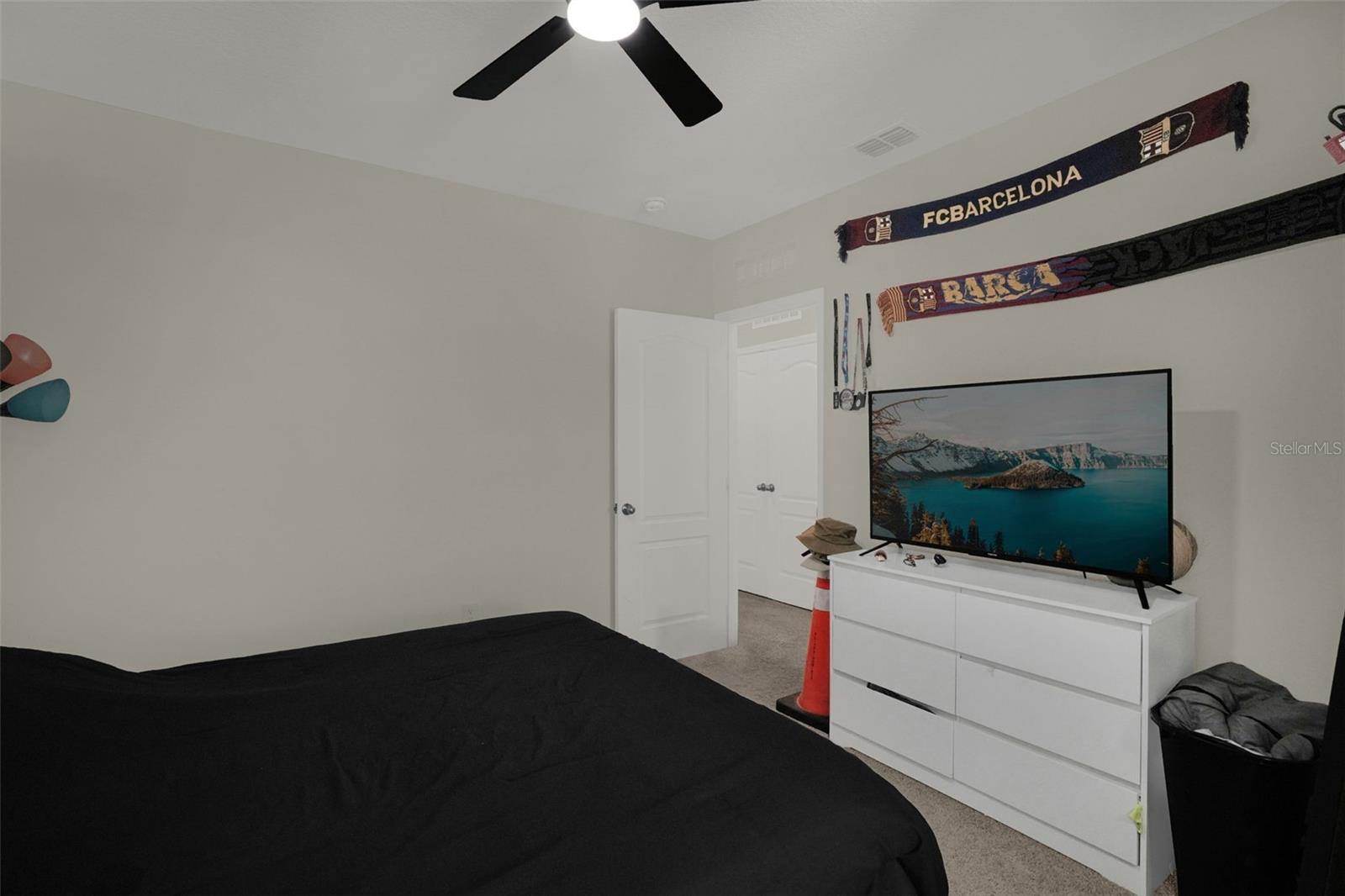 1359 Isleta Loop Property Photo 19