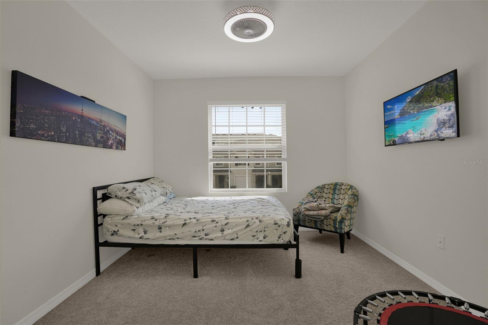 1359 Isleta Loop Property Photo 20