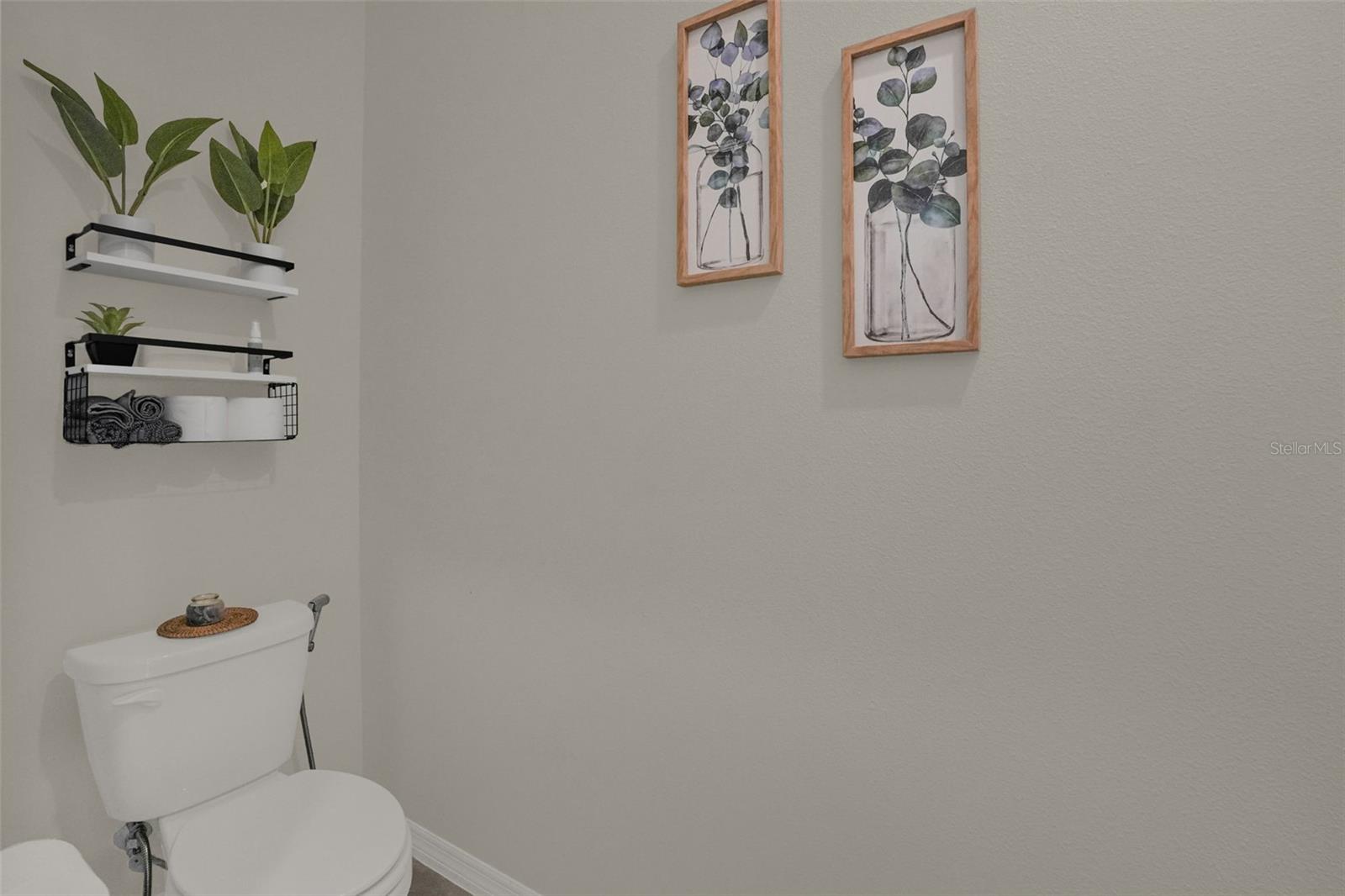 1359 Isleta Loop Property Photo 22