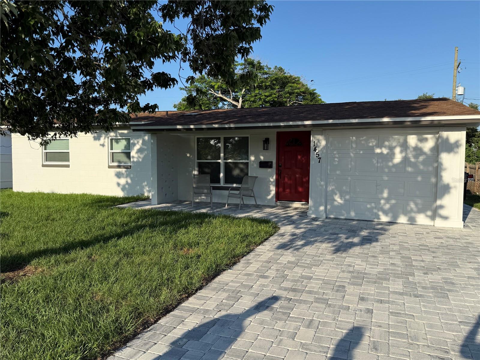 1457 Montego Ln Property Photo 1