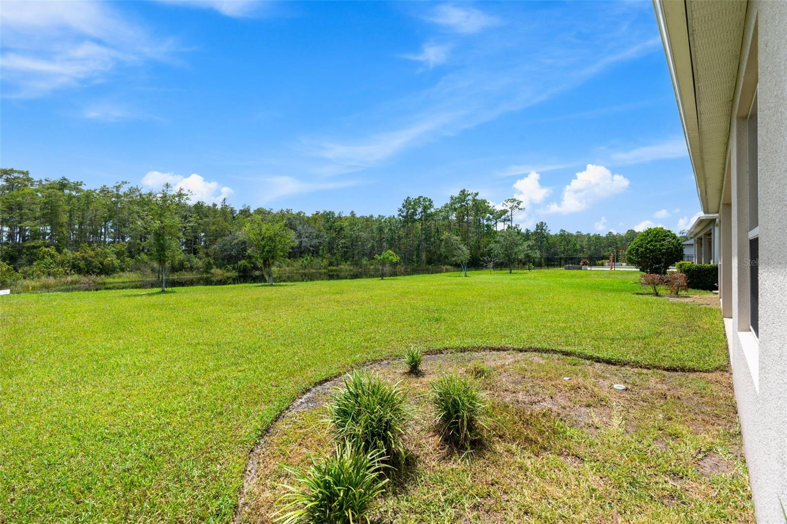 1072 Pando Loop Property Photo 34