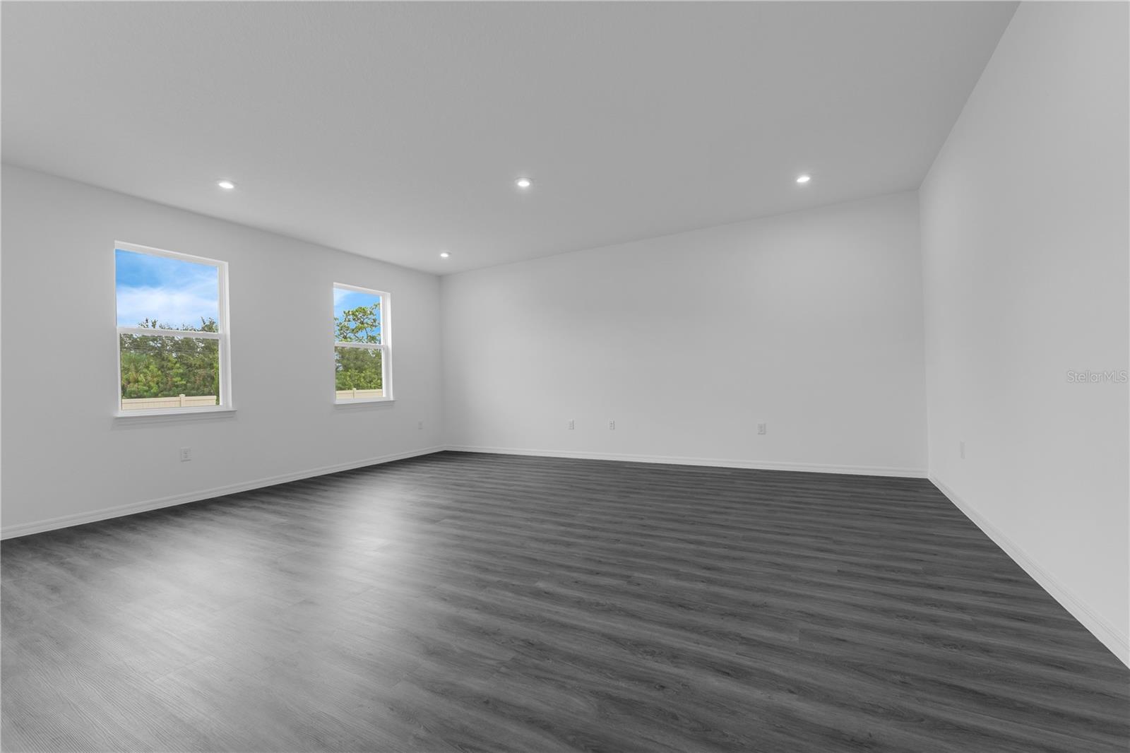 1342 Dunblane Way Ne Property Photo 6