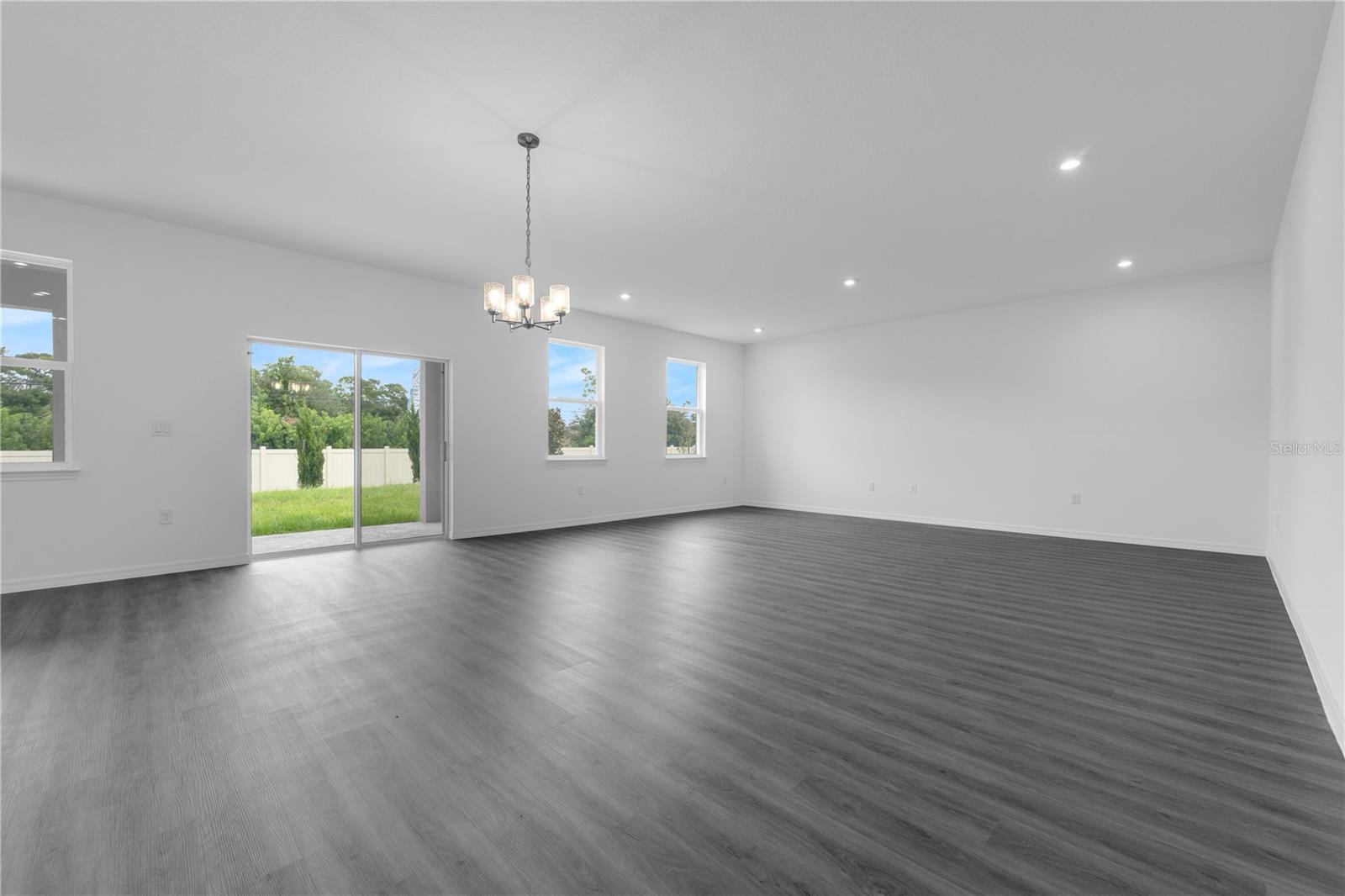 1342 Dunblane Way Ne Property Photo 16