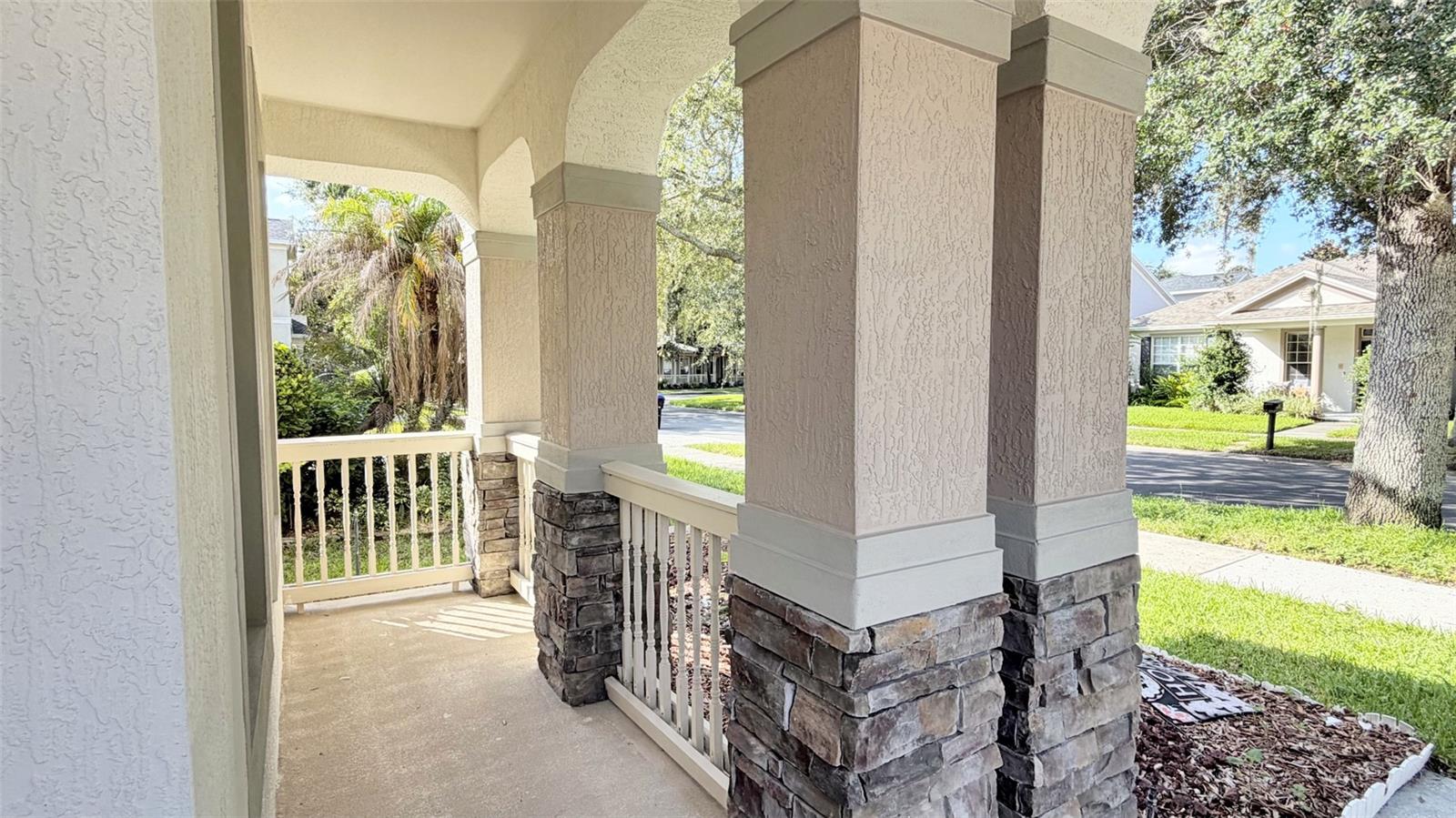 12649 Cragside Ln Property Photo 4