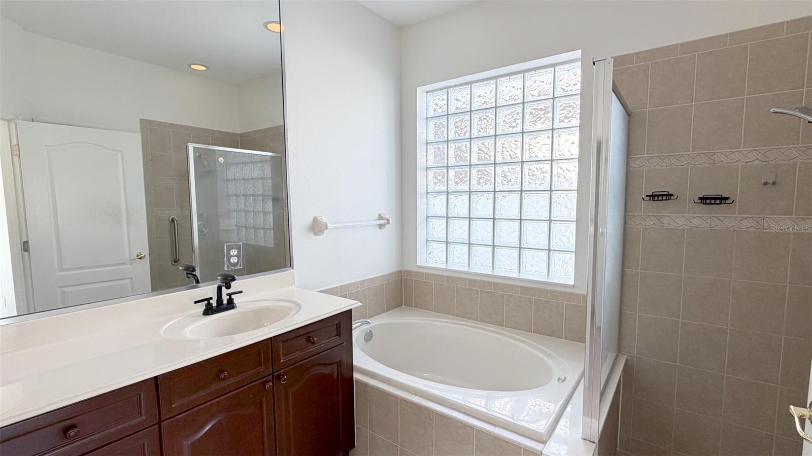 12649 Cragside Ln Property Photo 25
