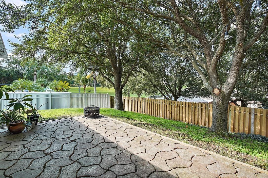1306 Rain Forest Ln Property Photo 4
