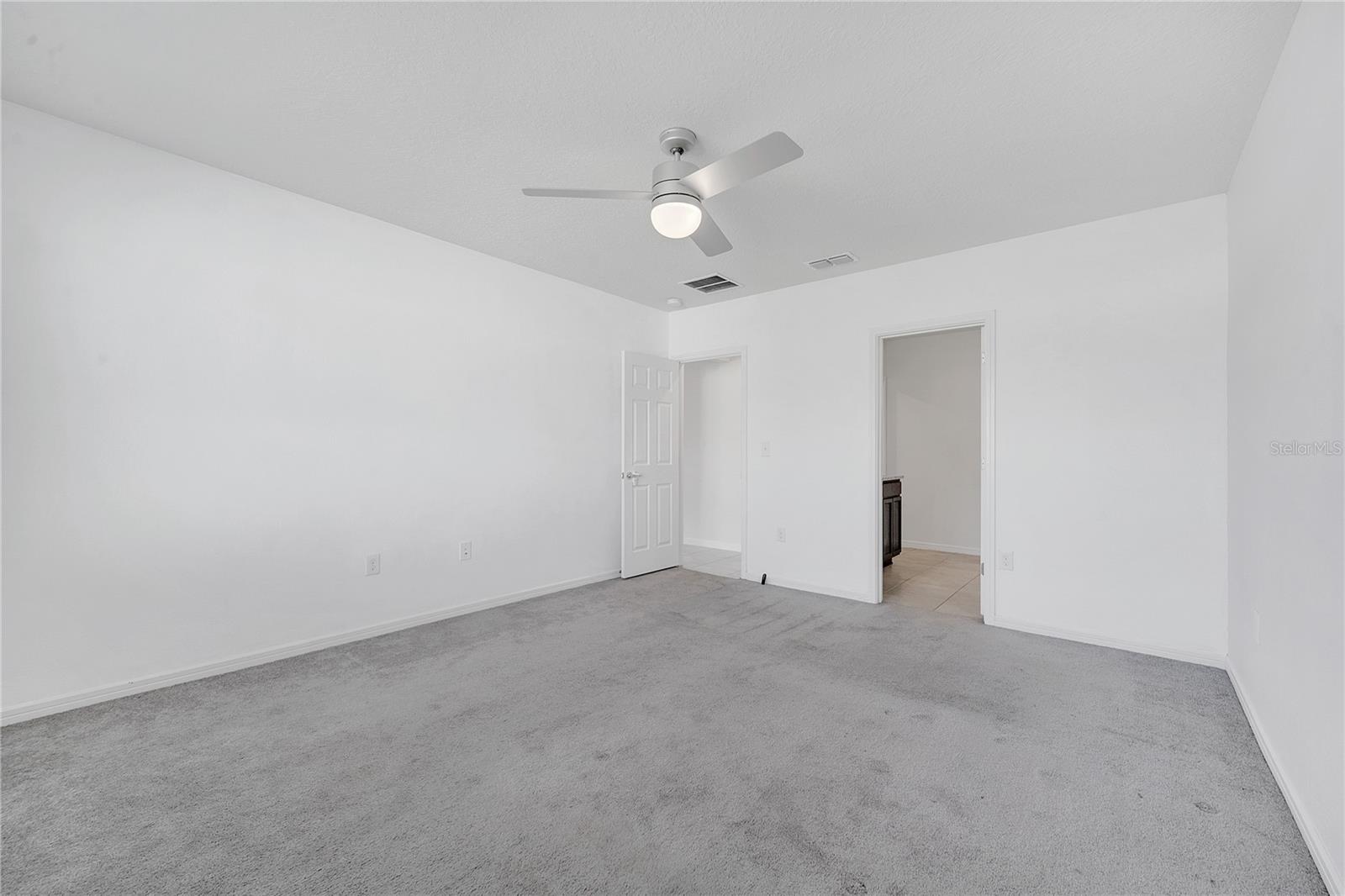 309 Citrus Isle Loop Property Photo 17