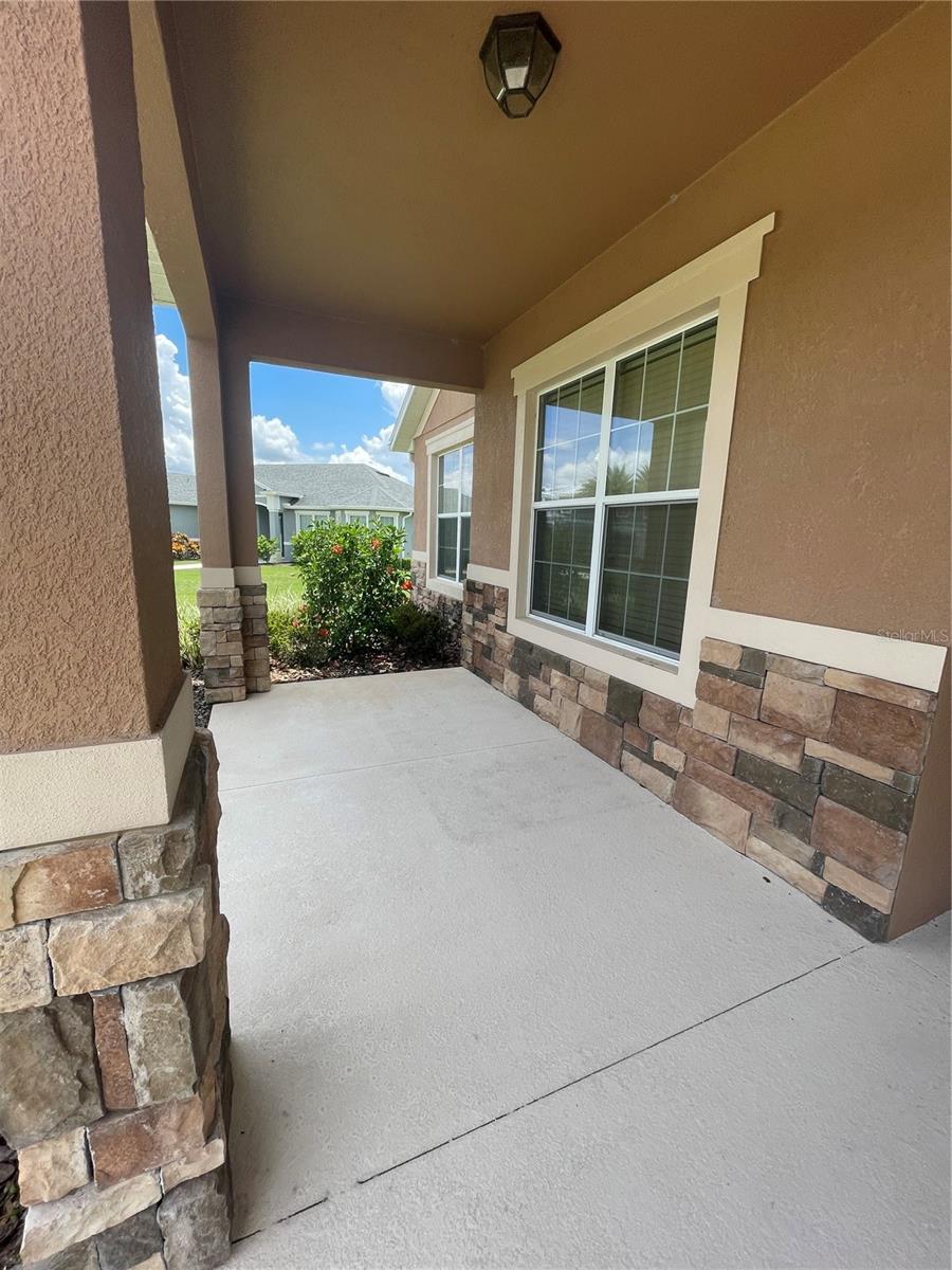 11445 Dovetail Ln Property Photo 2