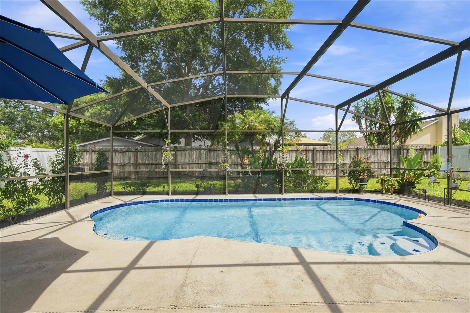 1009 Spring Loop Way Property Photo 12