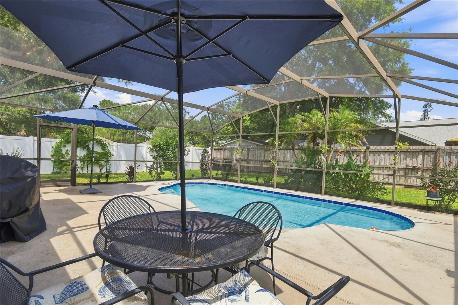 1009 Spring Loop Way Property Photo 14