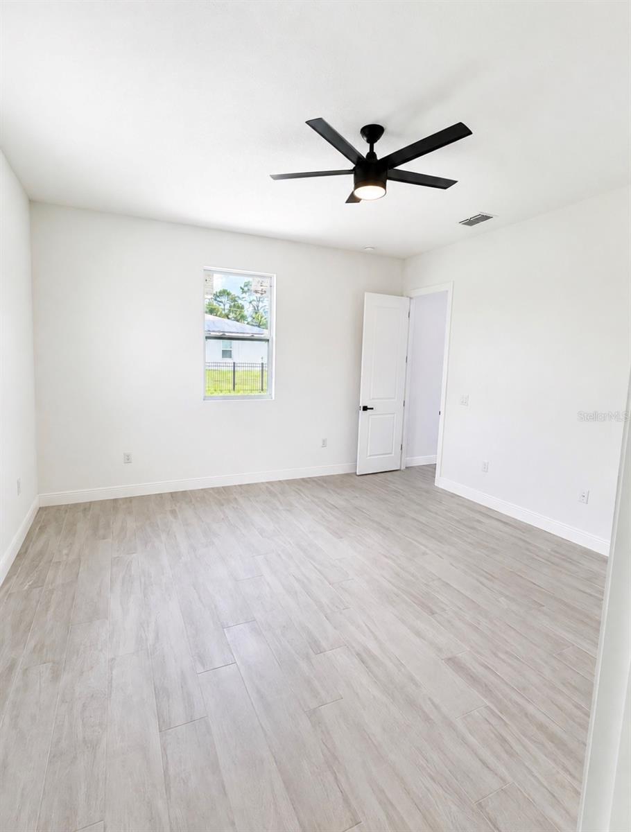 1681 Welland St Se Property Photo 15
