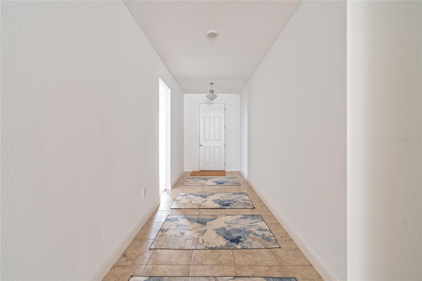 14815 Milfoil Ave Property Photo 10