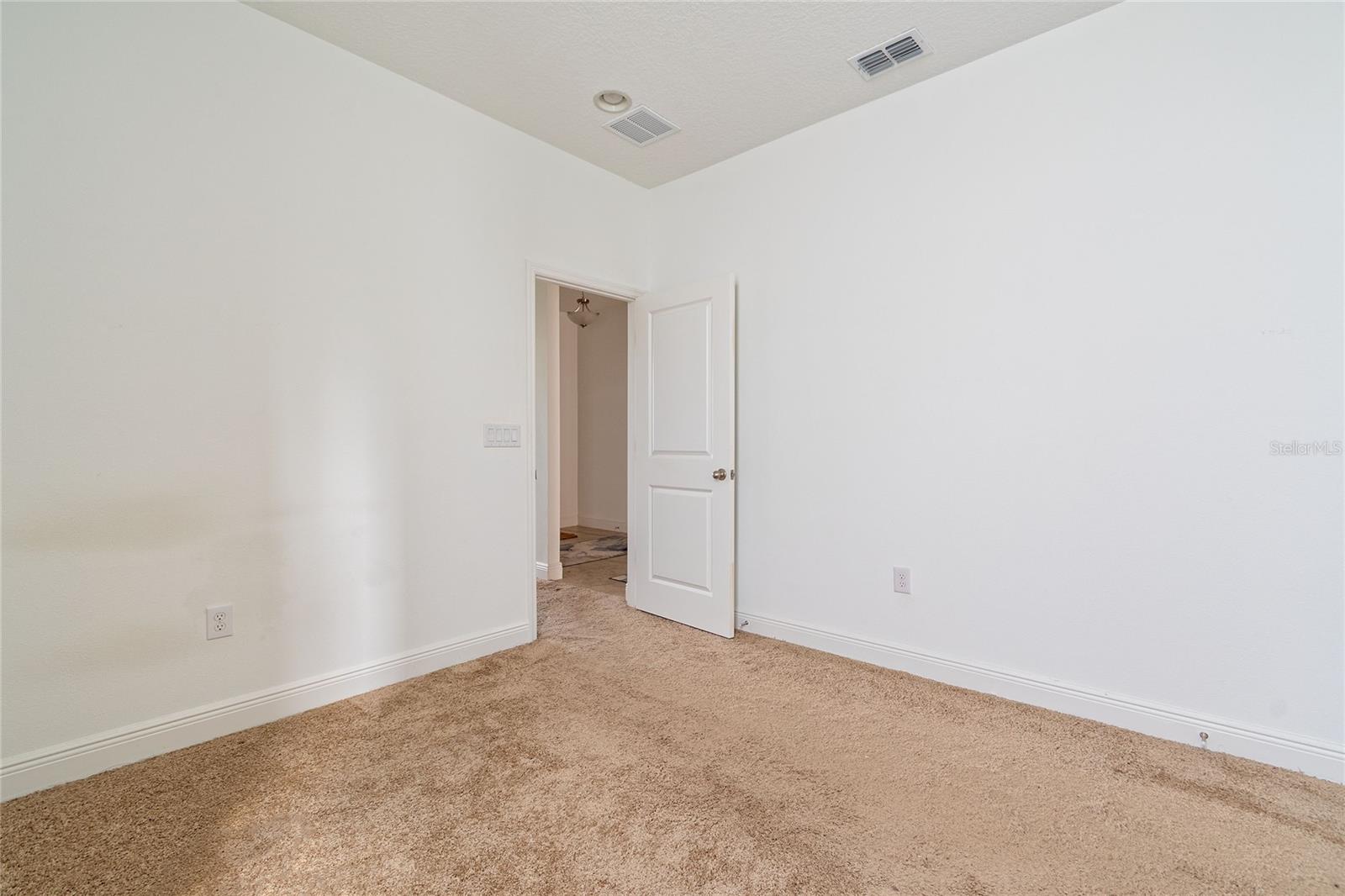 14815 Milfoil Ave Property Photo 20