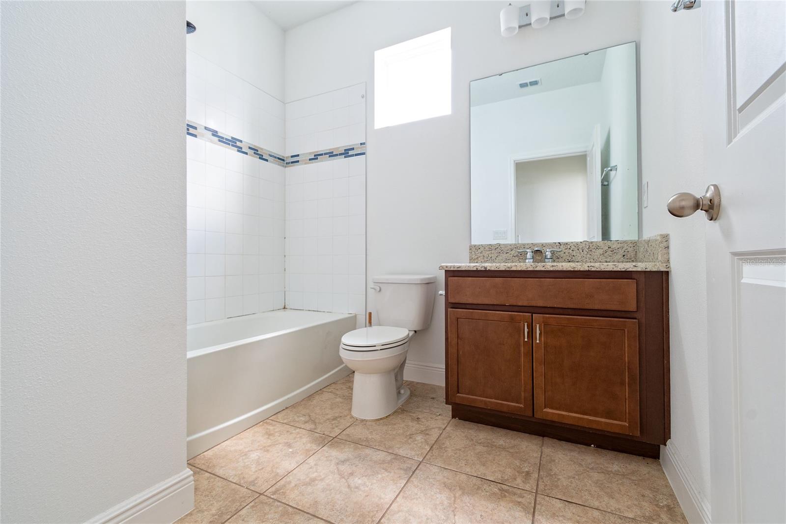 14815 Milfoil Ave Property Photo 21