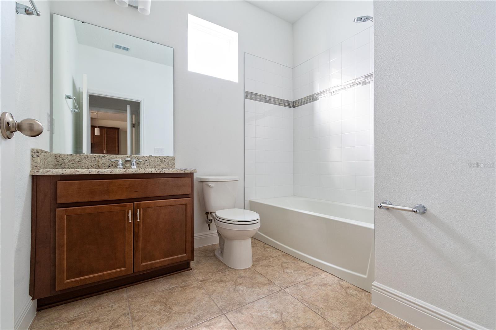 14815 Milfoil Ave Property Photo 23