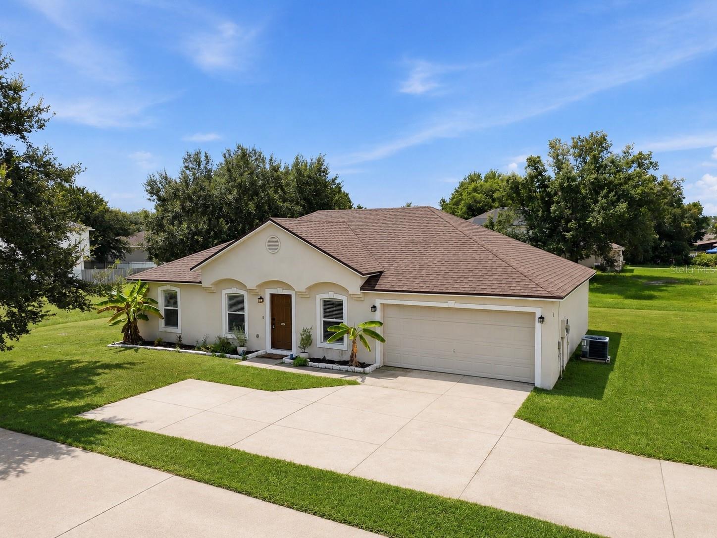 1346 Dunbarton Ct Property Photo 1