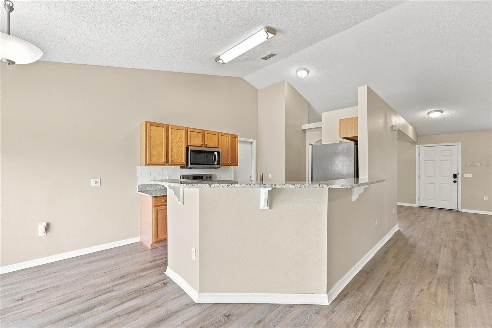 1346 Dunbarton Ct Property Photo 9