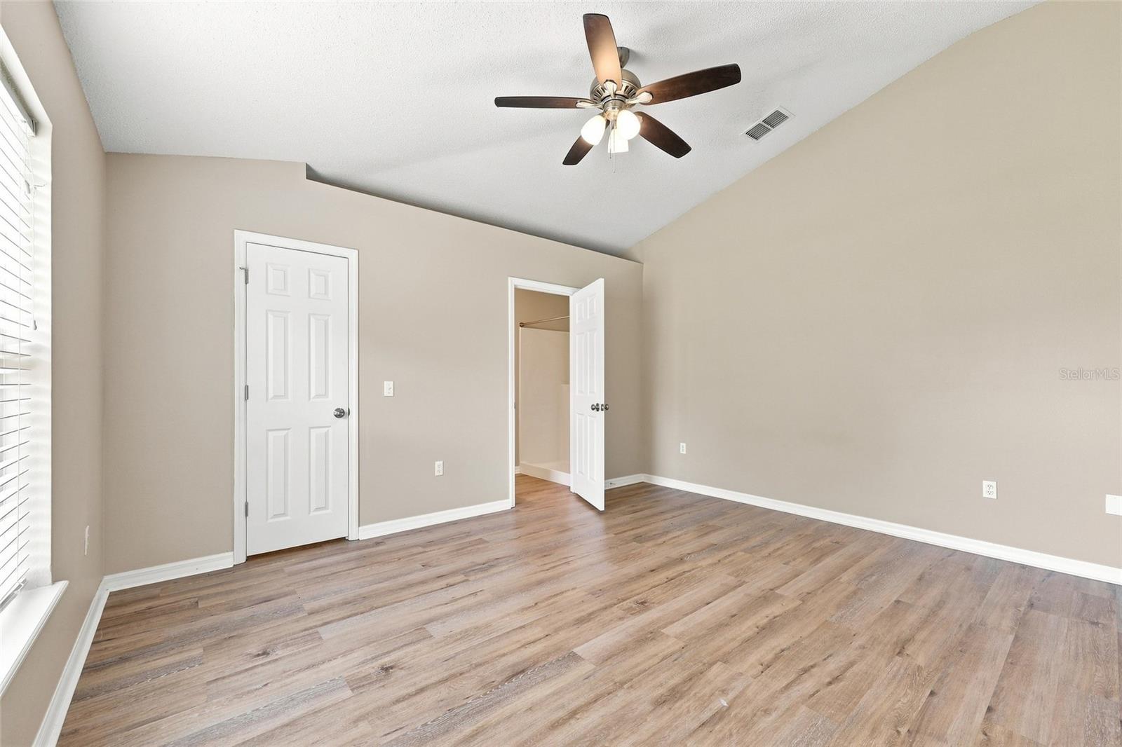 1346 Dunbarton Ct Property Photo 13