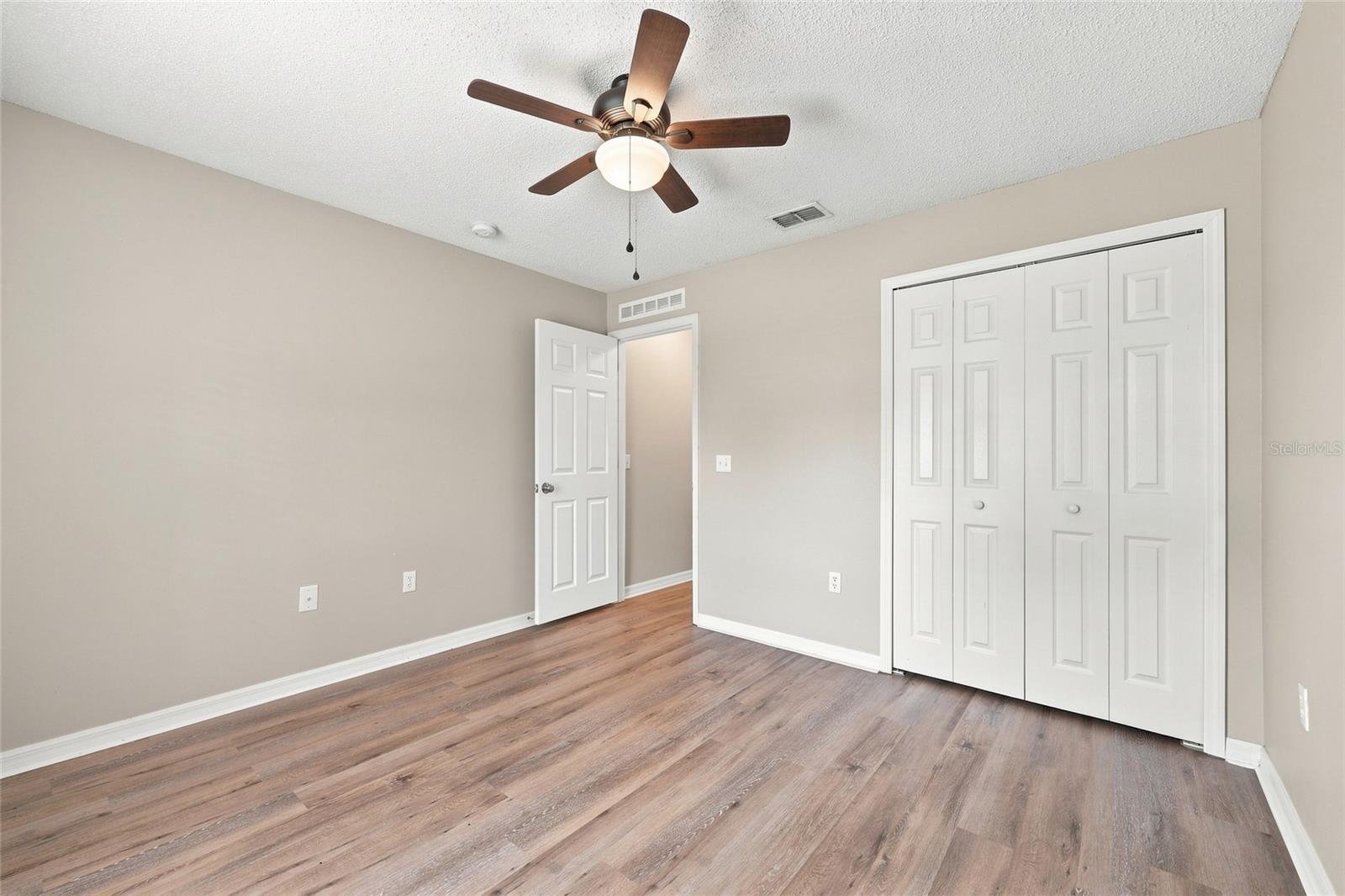 1346 Dunbarton Ct Property Photo 18