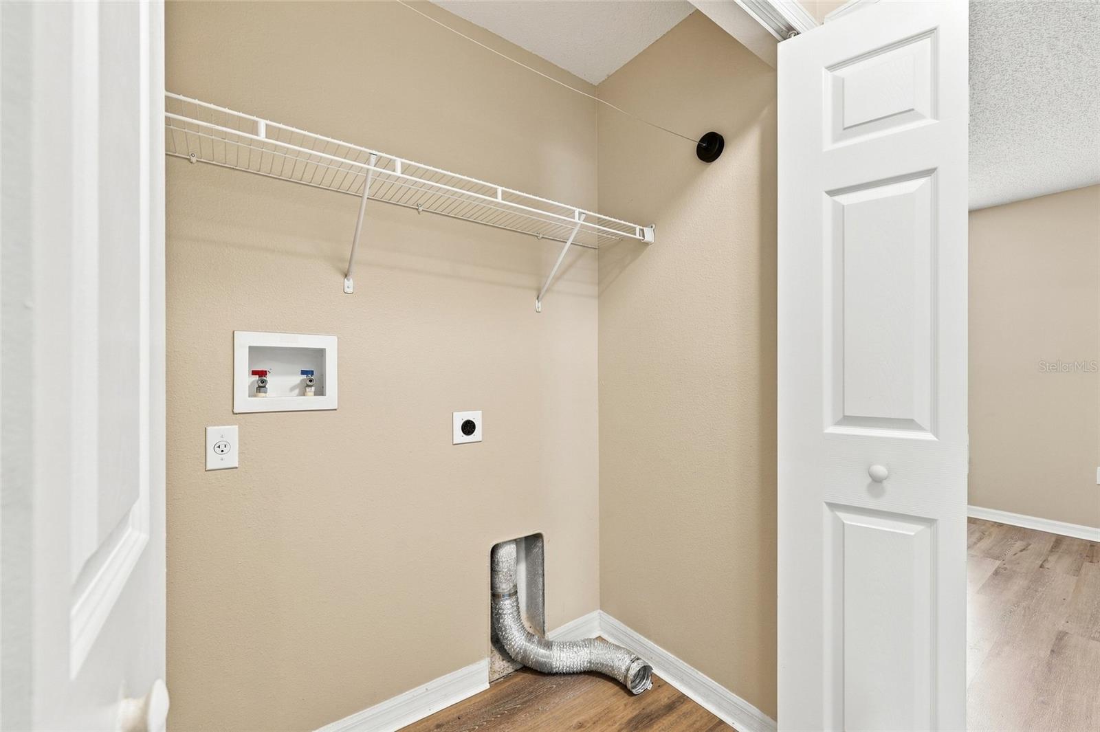1346 Dunbarton Ct Property Photo 23
