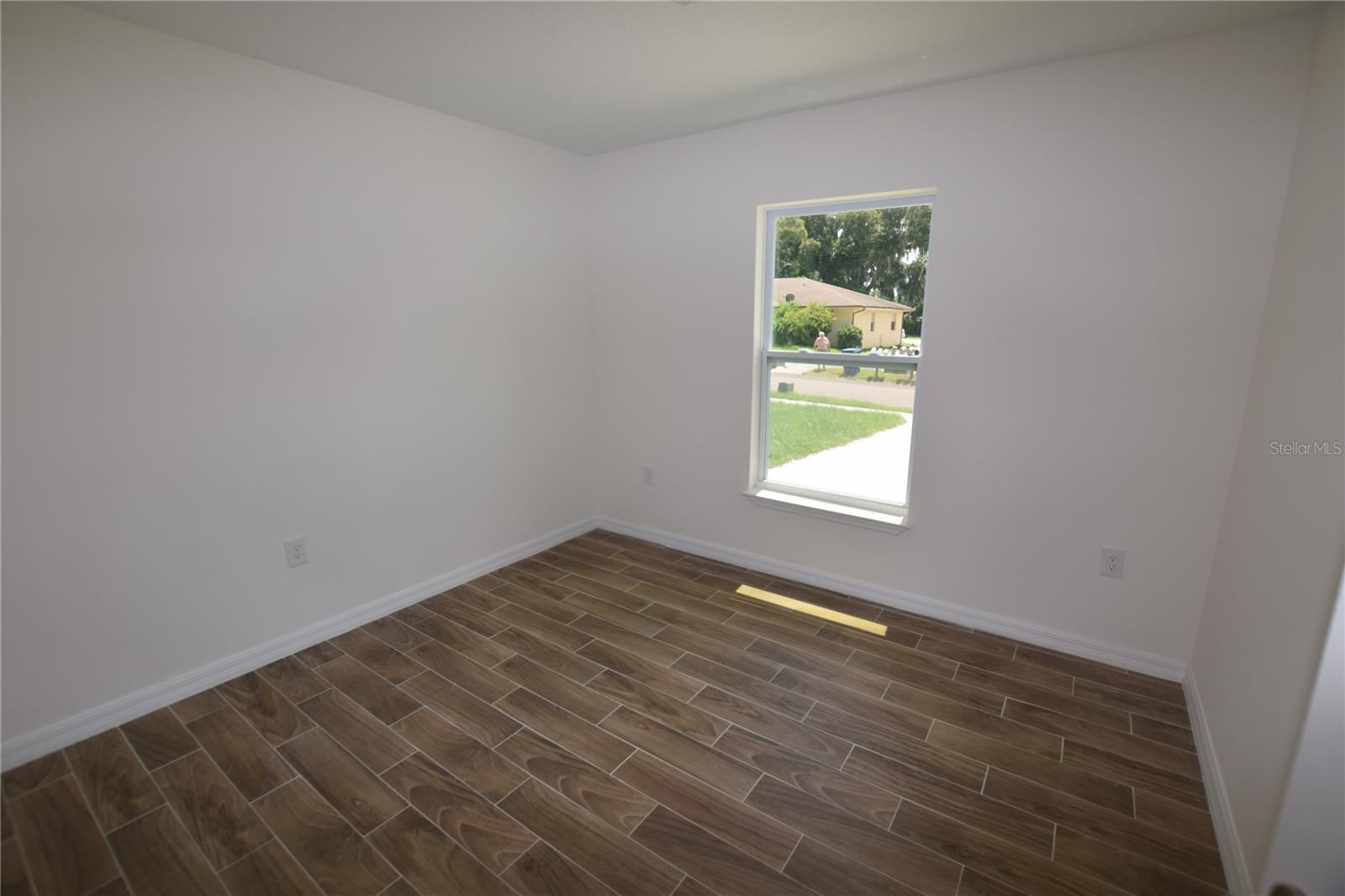 2318 W Cannon Ter Nw #b Property Photo 8