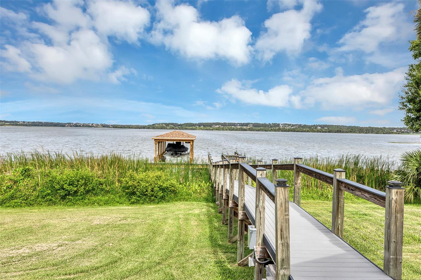 1112 Hull Island Dr Property Photo 53