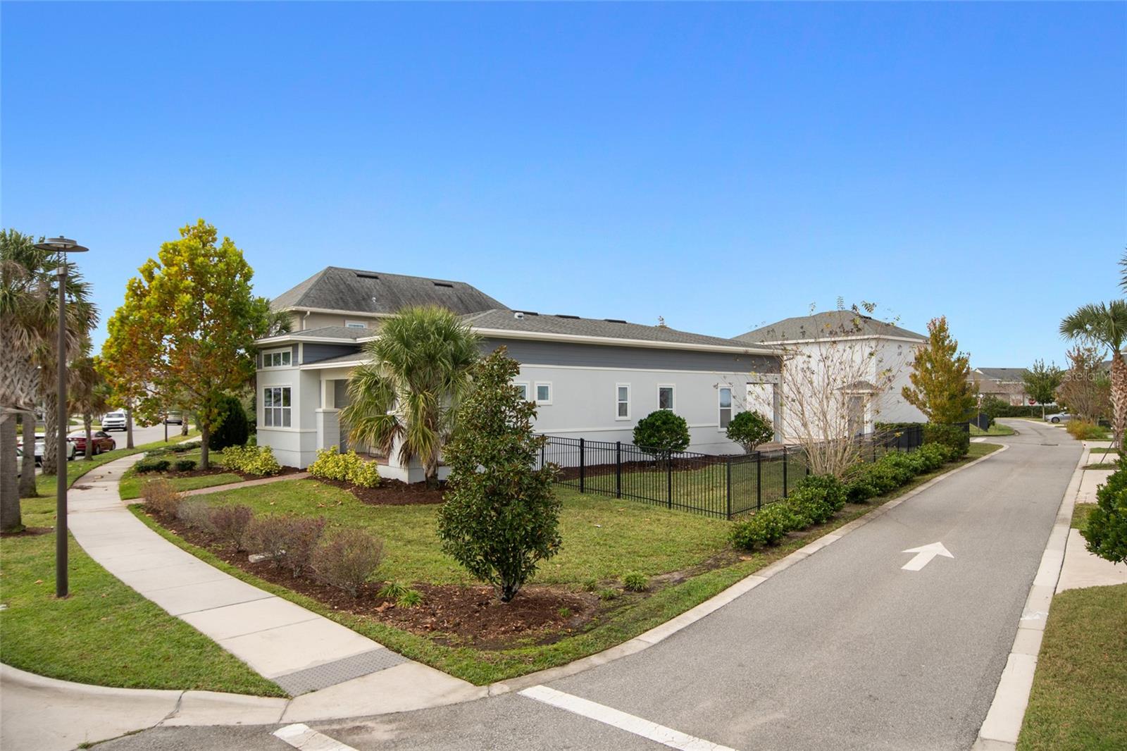 13010 Stoddart Ave Property Photo 3