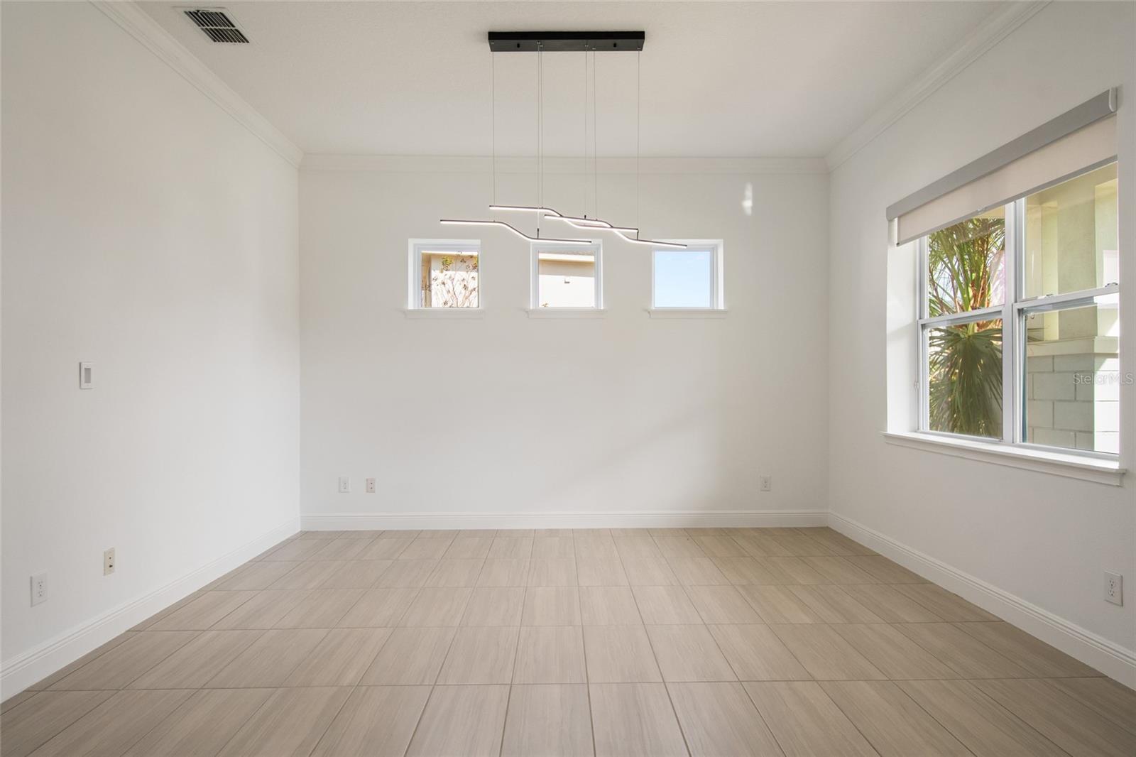 13010 Stoddart Ave Property Photo 10