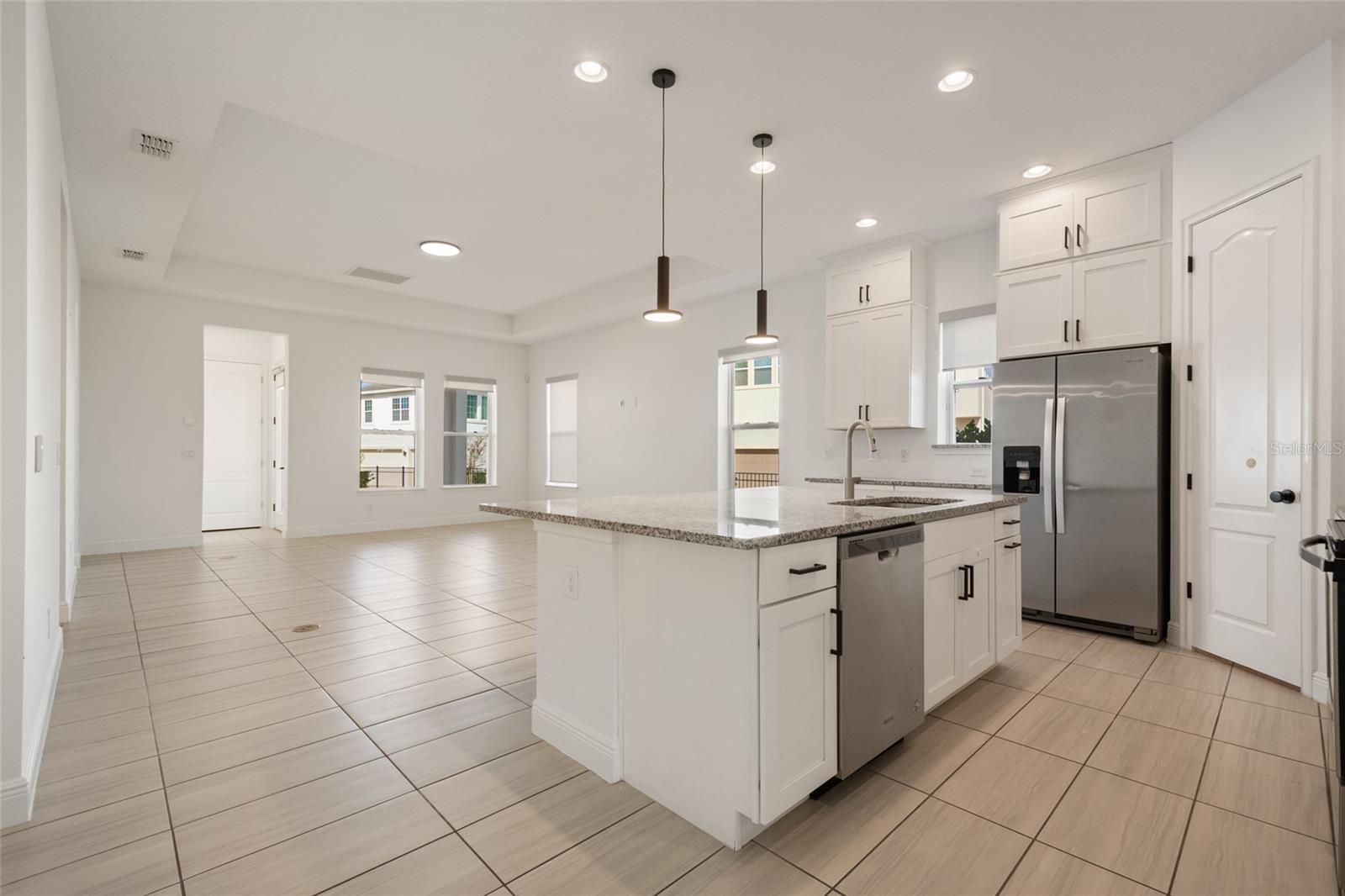 13010 Stoddart Ave Property Photo 18