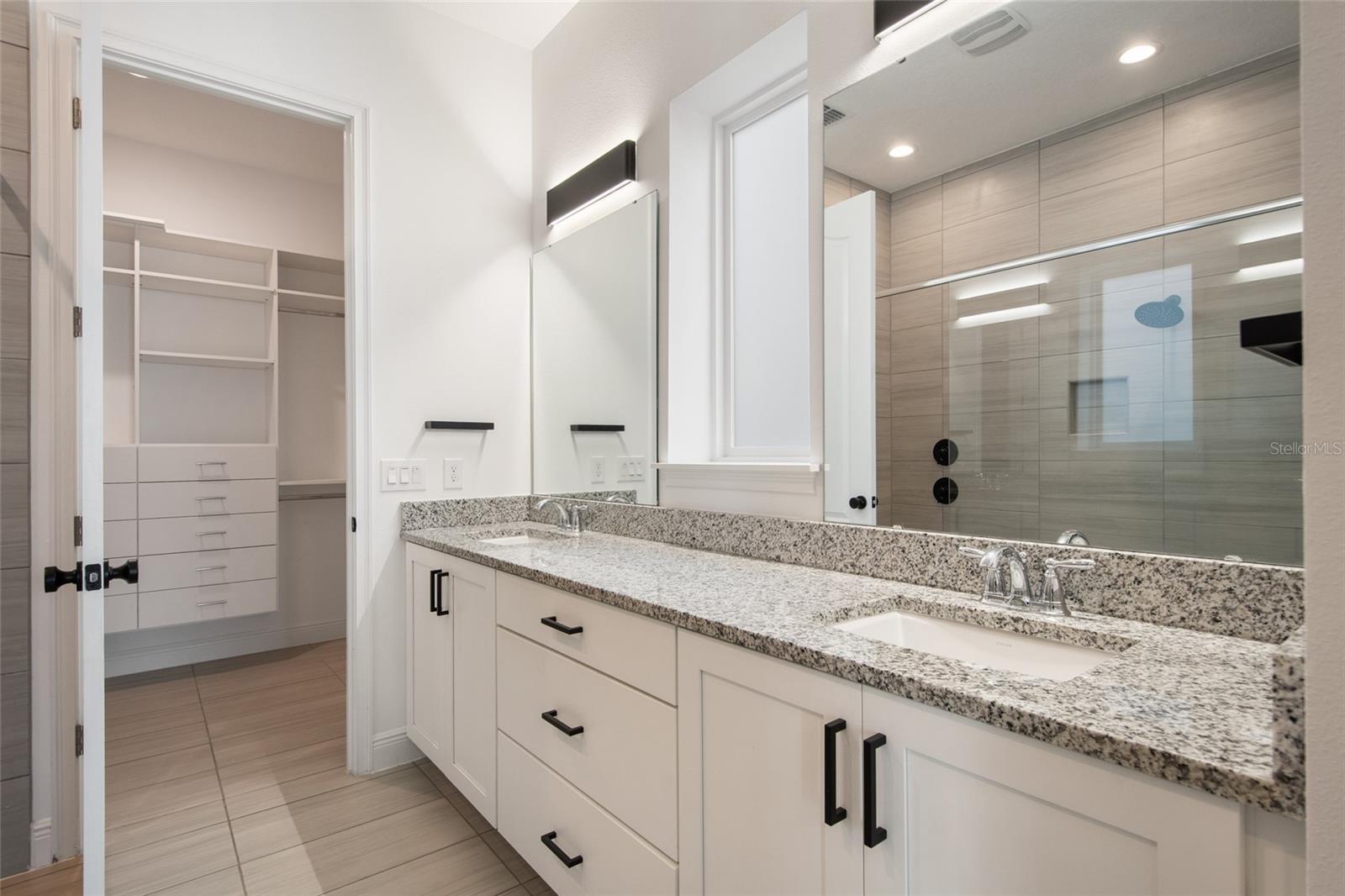13010 Stoddart Ave Property Photo 35