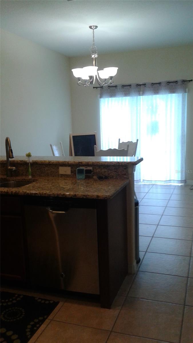 10725 Savannah Landing Cir Property Photo 3
