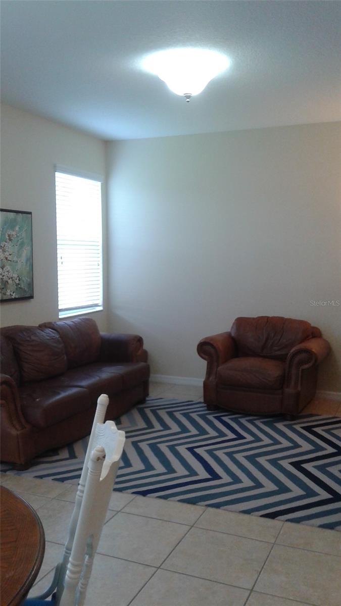 10725 Savannah Landing Cir Property Photo 4