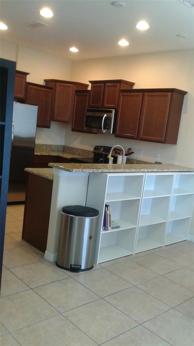 10725 Savannah Landing Cir Property Photo 6