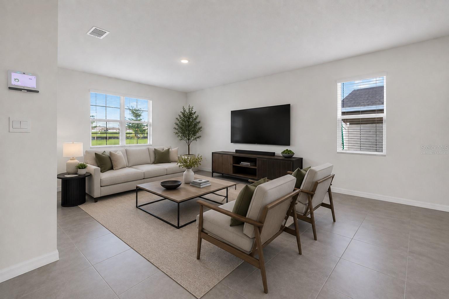 1021 Silverbell Trl Property Photo 3