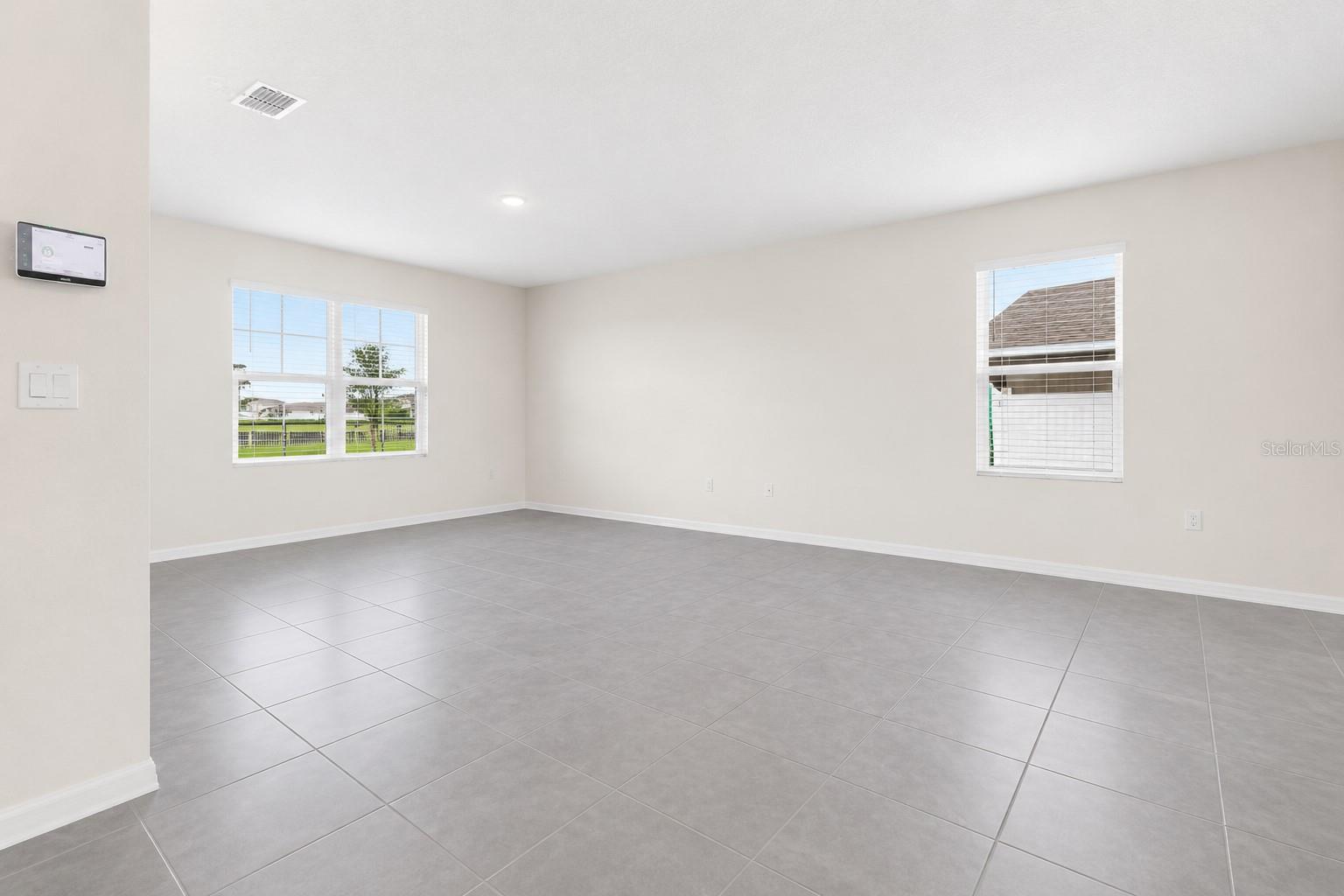 1021 Silverbell Trl Property Photo 7