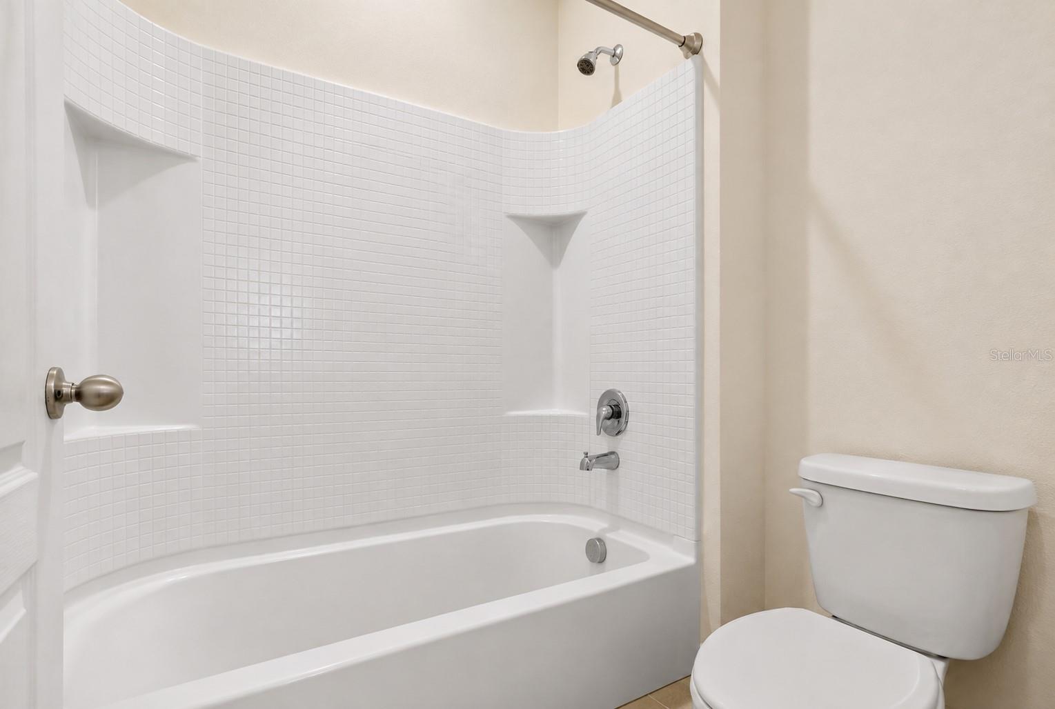 1021 Silverbell Trl Property Photo 25