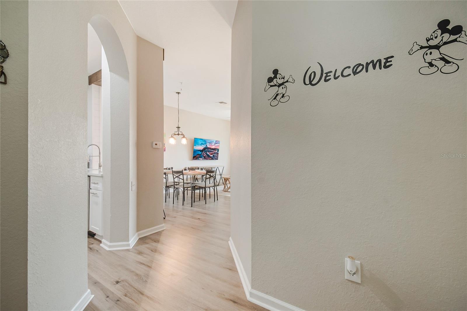 2817 Almaton Loop #402 Property Photo 11