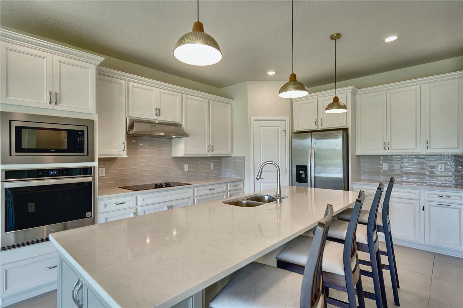 6030 Arbor Watch Loop Property Photo 4