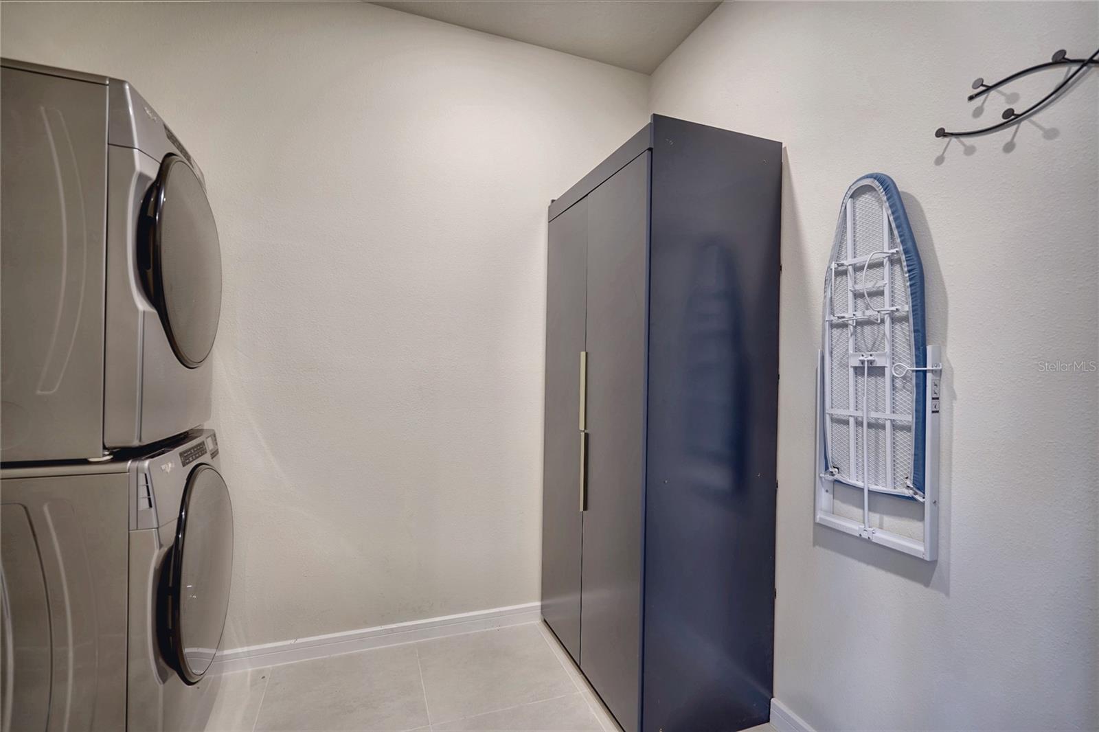6030 Arbor Watch Loop Property Photo 12