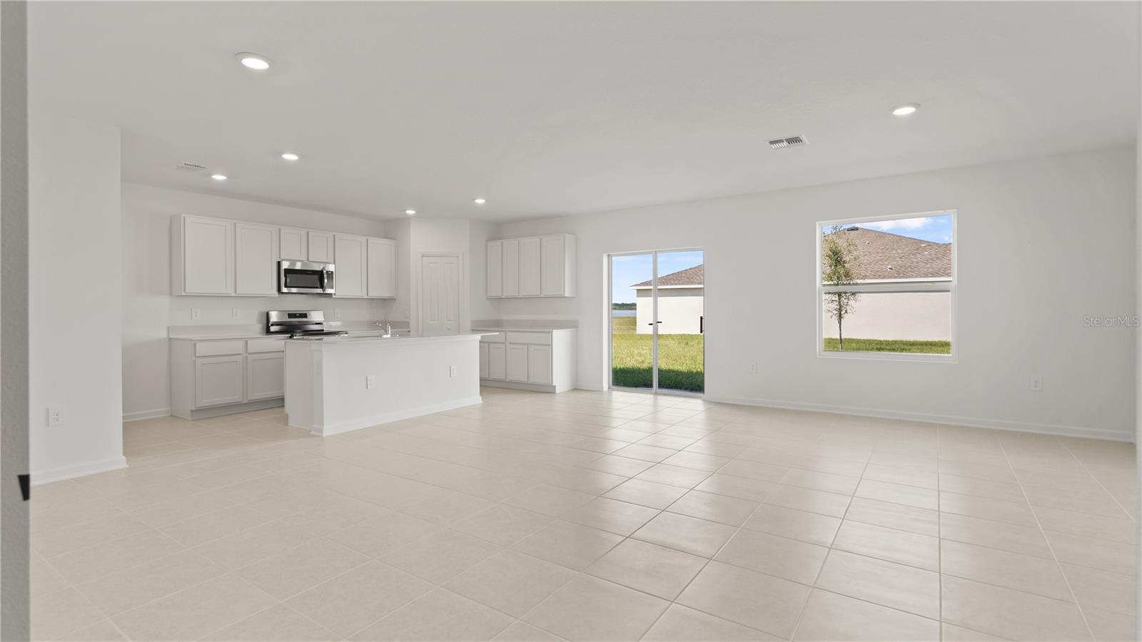 1591 Willow Garden Loop Property Photo 2
