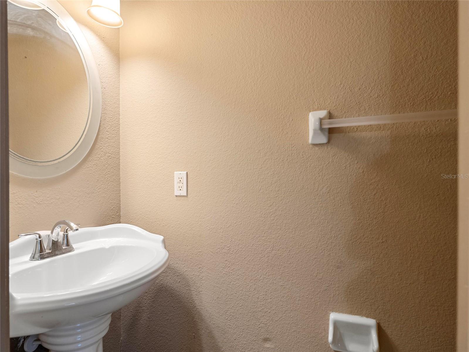 2820 Revere Ct Property Photo 7